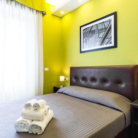 Hotel Bh Napoli Railway Habitación foto